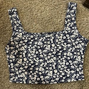 Size small SHEIN square neck crop top.Blue Floral and very cute.
